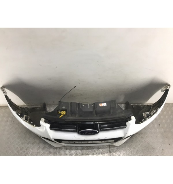 Бампер передний бу для Ford Focus 3 1.6 TDi,  2013 г.