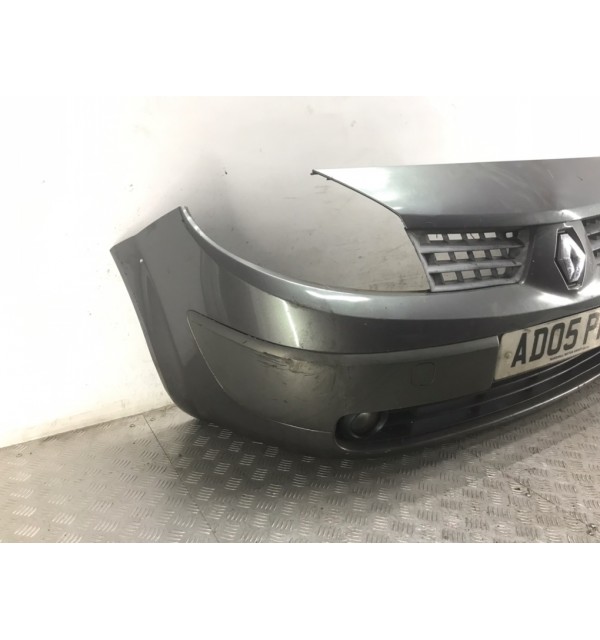 Бампер передний бу для Renault Grand Scenic 2 1.9 DCi,  2005 г.
