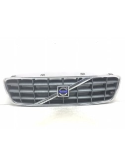 Решетка радиатора бу для Volvo XC70  2.4 D5,  2003 г.