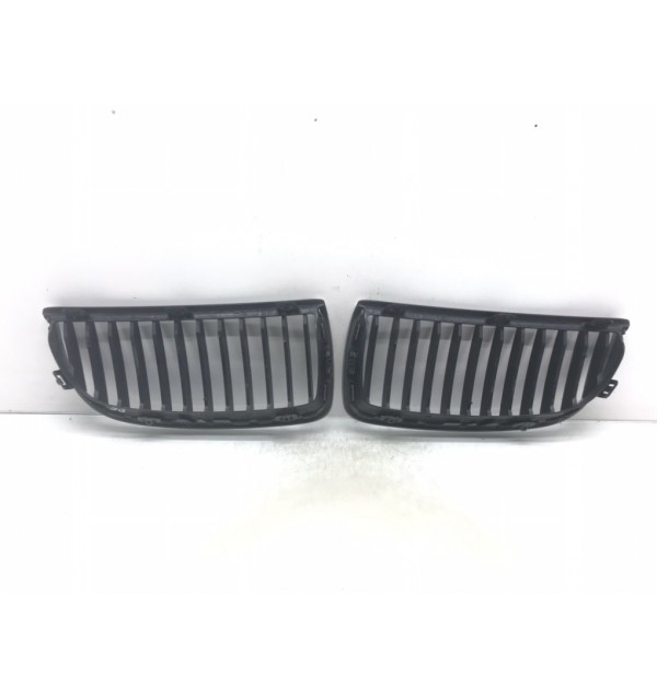 Решетка радиатора бу для BMW 3 E90/E91/E92/E93 2.0 TD,  2007 г.