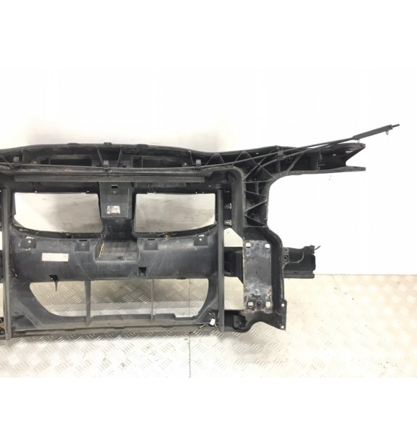Панель передняя (телевизор) бу для BMW 3 E90/E91/E92/E93 2.0 TD,  2007 г.