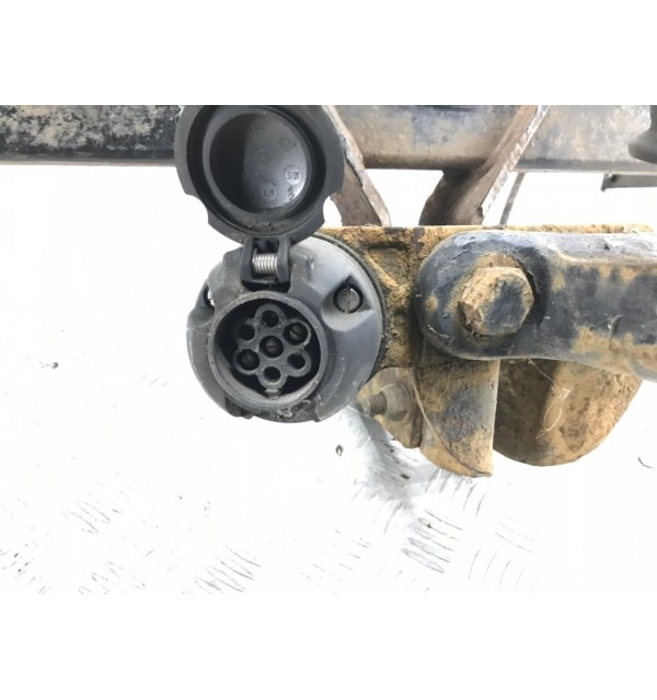 Прицепное устройство (фаркоп) бу для Volkswagen Passat B6 2.0 TDi,  2008 г.