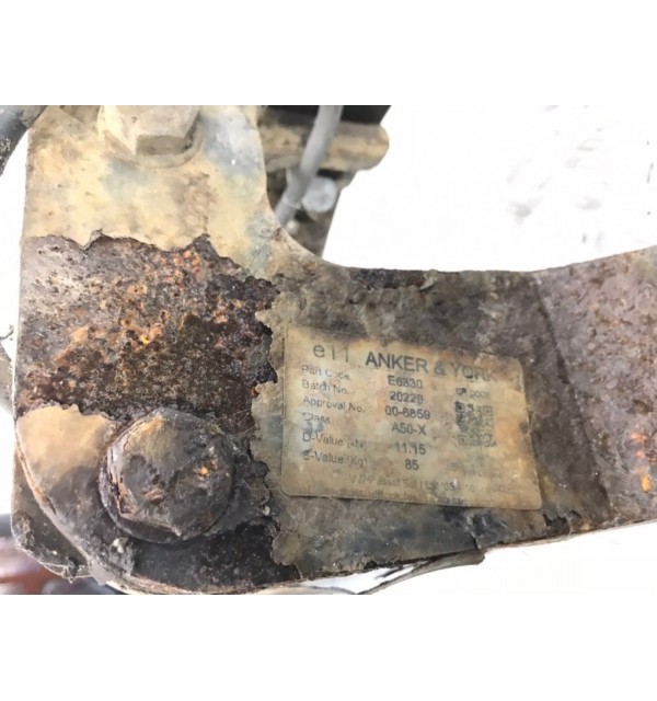 Прицепное устройство (фаркоп) бу для Volkswagen Passat B6 2.0 TDi,  2008 г.