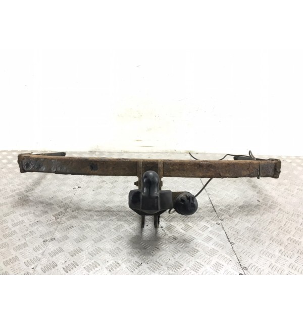Прицепное устройство (фаркоп) бу для Ford Focus 3 1.6 TDi,  2013 г.
