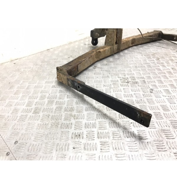Прицепное устройство (фаркоп) бу для Ford Focus 3 1.6 TDi,  2013 г.