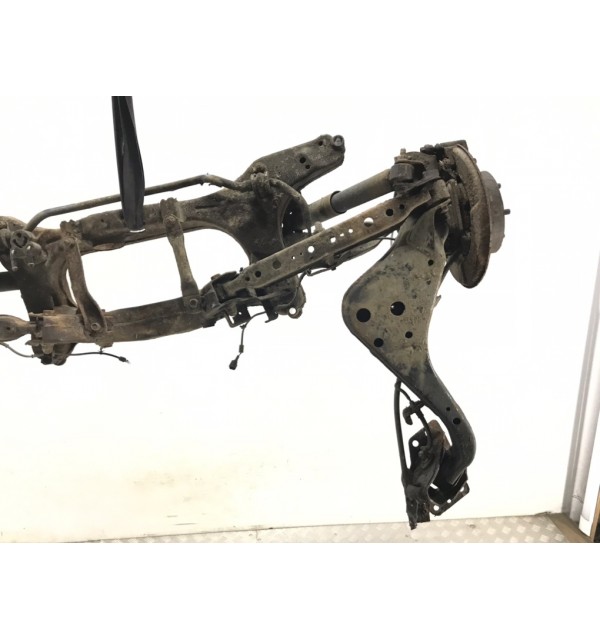 Балка подвески задняя бу для Nissan Qashqai  1.5 DCi,  2007 г.
