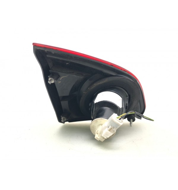 Фонарь крышки багажника правый бу для Nissan Qashqai  1.5 DCi,  2008 г.