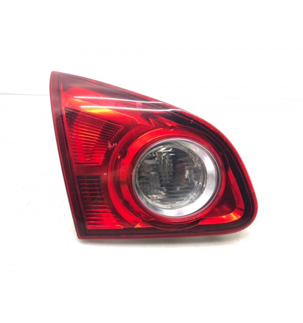 Фонарь крышки багажника левый бу для Nissan Qashqai  1.5 DCi,  2008 г.