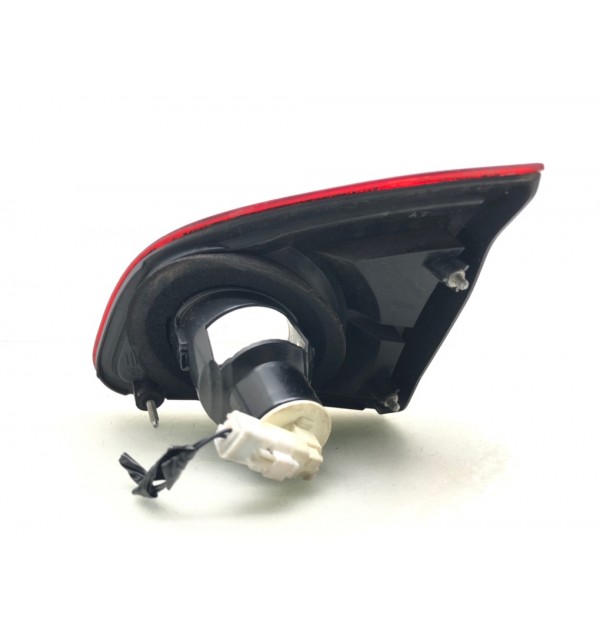 Фонарь крышки багажника левый бу для Nissan Qashqai  1.5 DCi,  2008 г.