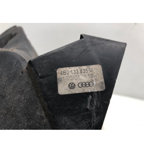 Корпус воздушного фильтра бу для Audi A6 C5 2.5 TDi,  2001 г.
