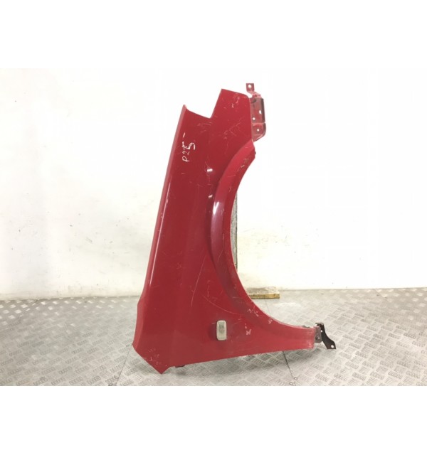 Крыло переднее правое бу для Nissan Primera P12 1.8 i,  2006 г.