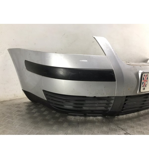 Бампер передний бу для Volkswagen Passat B5 1.9 TDi,  2001 г.