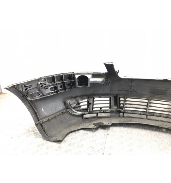 Бампер передний бу для Volkswagen Passat B5 1.9 TDi,  2001 г.