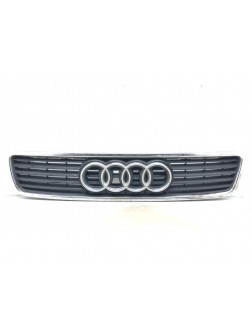Решетка радиатора бу для Audi A4 B5 1.9 TDi,  1999 г.