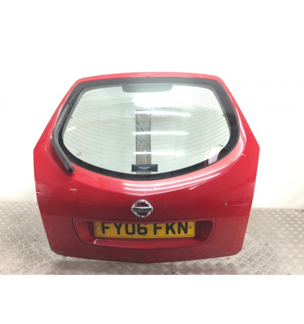 Крышка багажника бу для Nissan Primera P12 1.8 i,  2006 г.