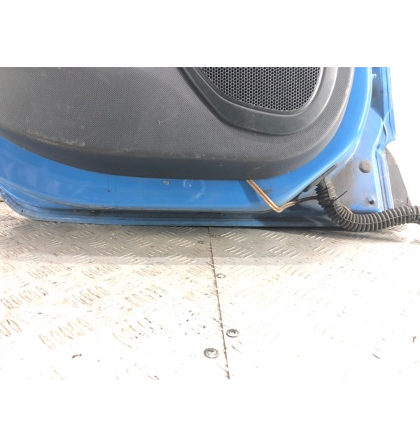 Дверь задняя левая бу для Renault Clio 4 1.5 DCi,  2014 г.
