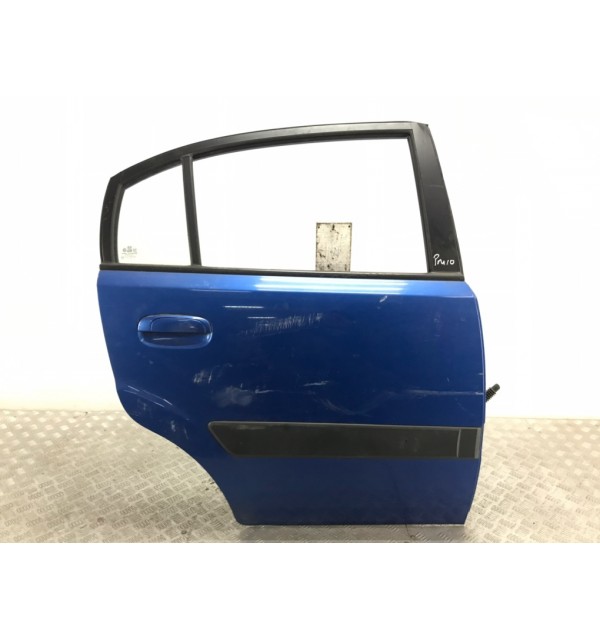 Дверь задняя правая бу для Kia Rio  1.5 CRDi,  2006 г.
