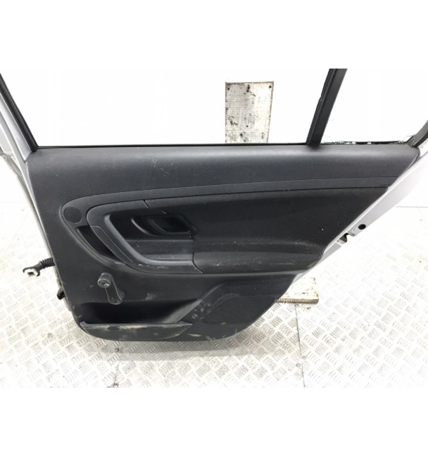 Дверь задняя правая бу для Skoda Fabia 2 1.6 TDi,  2010 г.