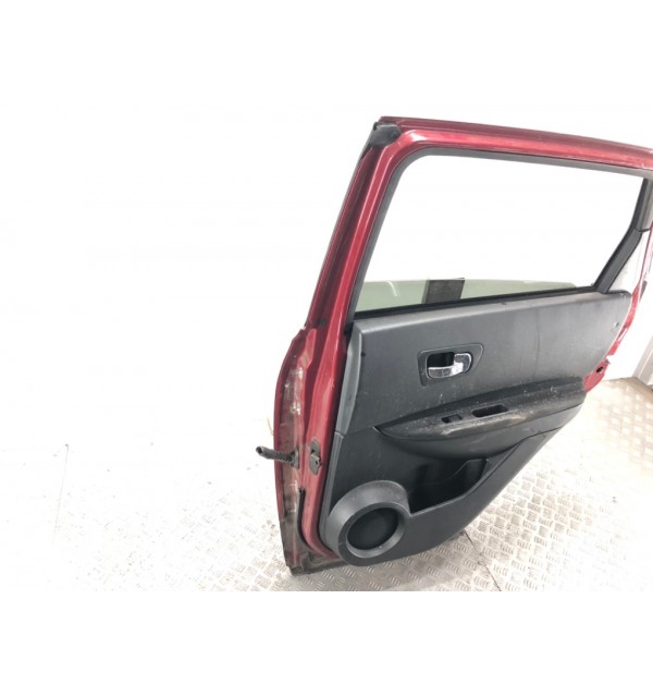 Дверь задняя правая бу для Nissan Qashqai  1.5 DCi,  2010 г.