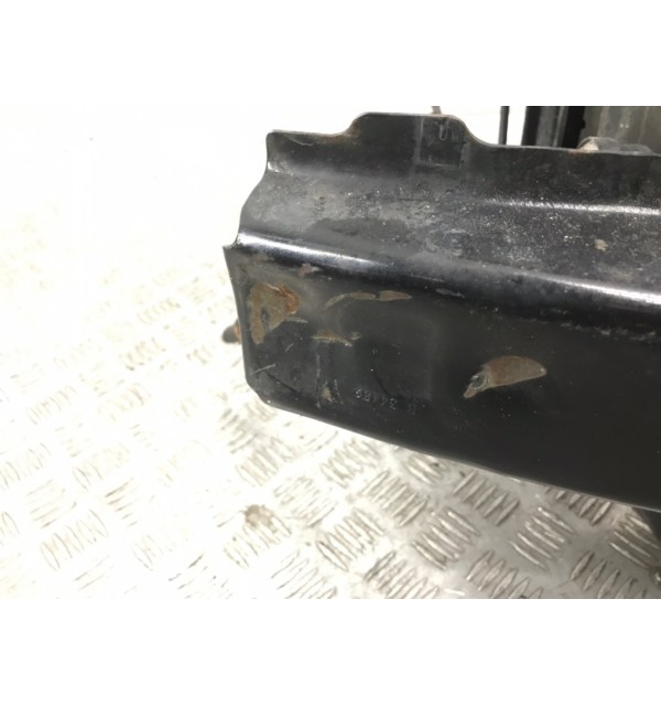 Панель передняя (телевизор) бу для BMW 3 E90/E91/E92/E93 2.0 TD,  2010 г.