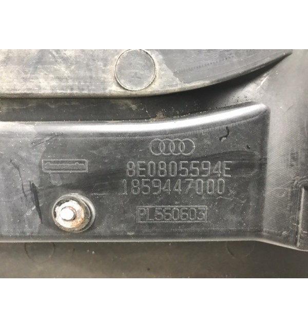 Панель передняя (телевизор) бу для Audi A4 B7 2.0 TDi,  2006 г.