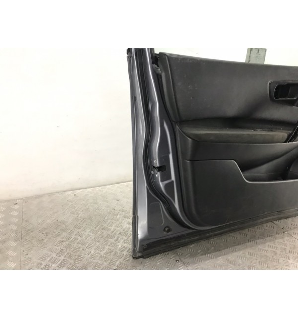 Дверь передняя левая бу для Nissan Qashqai+2  2.0 DCi,  2010 г.