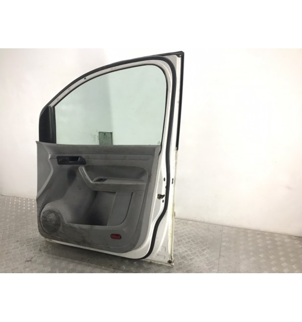 Дверь передняя правая бу для Volkswagen Caddy  1.9 TDi,  2007 г.