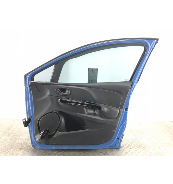 Дверь передняя правая бу для Renault Clio 4 1.5 DCi,  2014 г.