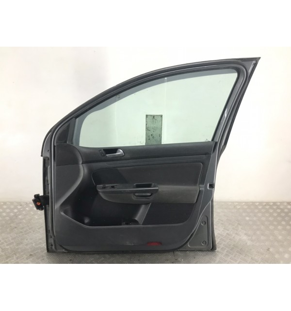 Дверь передняя правая бу для Volkswagen Golf 5 1.4 i,  2006 г.