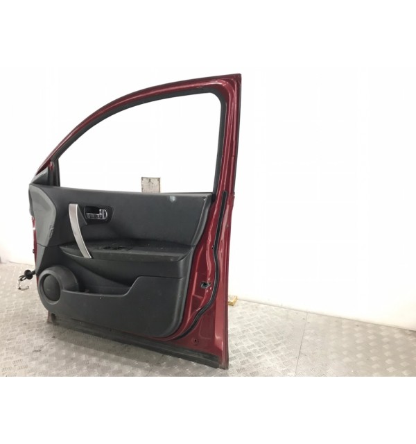 Дверь передняя правая бу для Nissan Qashqai  1.5 DCi,  2010 г.