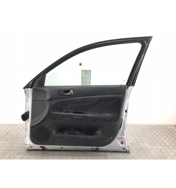 Дверь передняя правая бу для Volkswagen Passat B5 1.9 TDi,  2001 г.