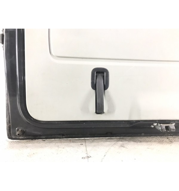 Крышка багажника бу для Opel Vivaro  2.0 CDTi,  2013 г.