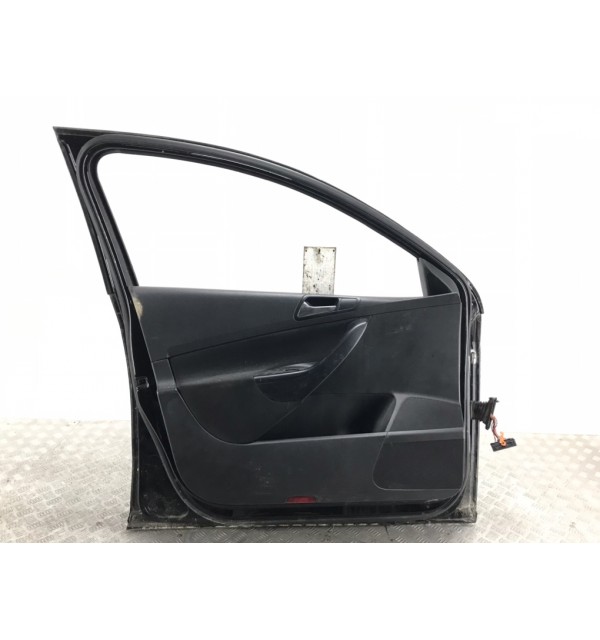 Дверь передняя левая бу для Volkswagen Passat B6 1.9 TDi,  2009 г.