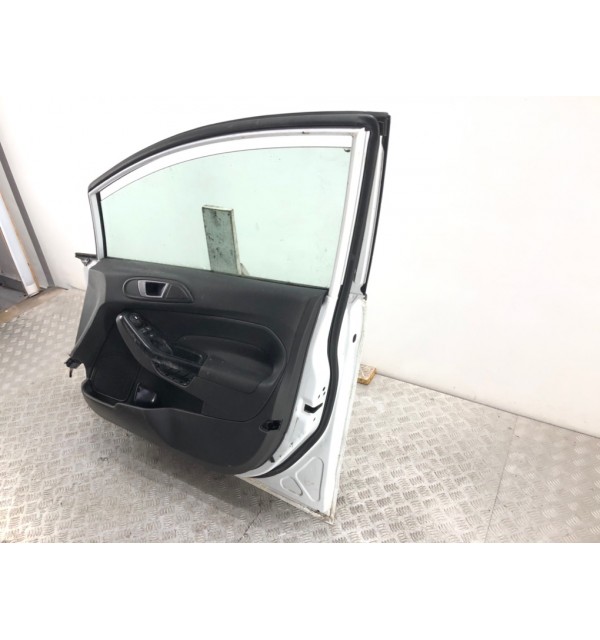 Дверь передняя правая бу для Ford Fiesta 6 1.5 TDCi,  2014 г.