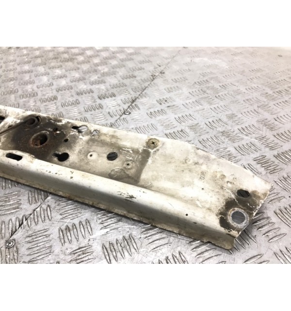 Планка под капот бу для Opel Astra H 1.3 CDTi,  2010 г.