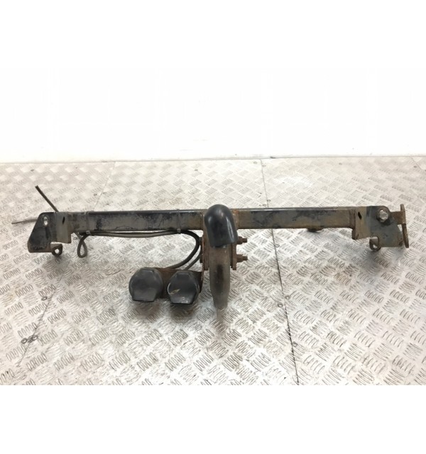 Прицепное устройство (фаркоп) бу для Opel Zafira B 1.7 CDTi,  2010 г.