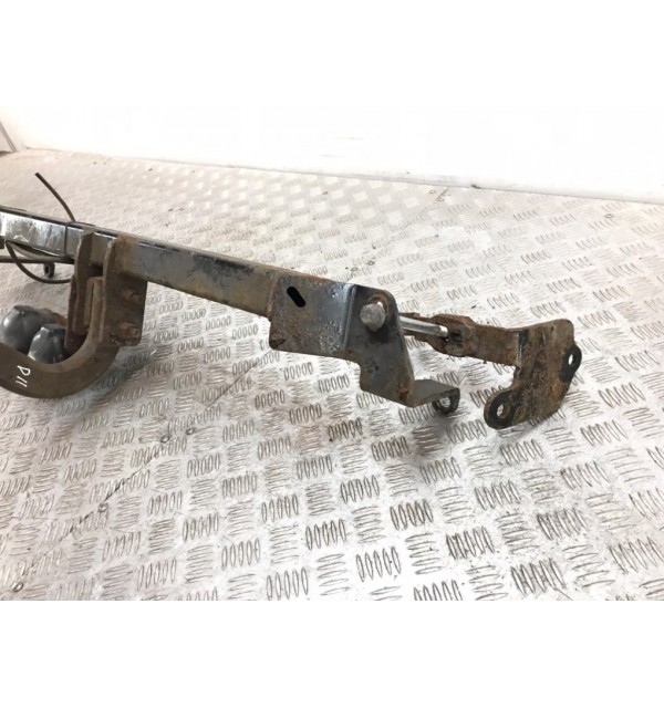 Прицепное устройство (фаркоп) бу для Opel Zafira B 1.7 CDTi,  2010 г.