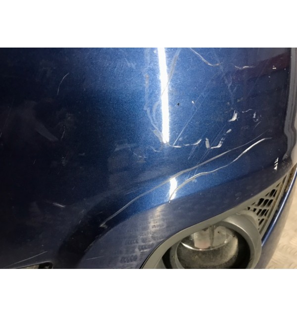 Бампер передний бу для Ford Fiesta 5 1.4i,  2007 г.
