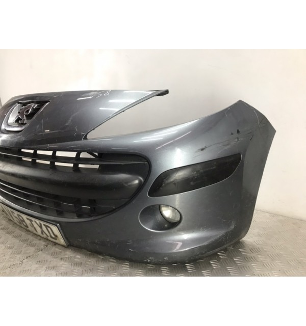 Бампер передний бу для Peugeot 207  1.6 HDi,  2009 г.