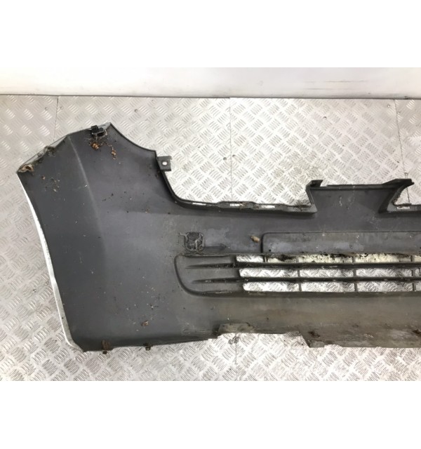 Бампер передний бу для Nissan Micra K12 1.2 i,  2005 г.