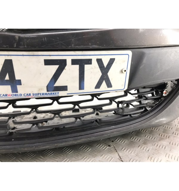 Бампер передний бу для Opel Astra J 1.4 i,  2014 г.