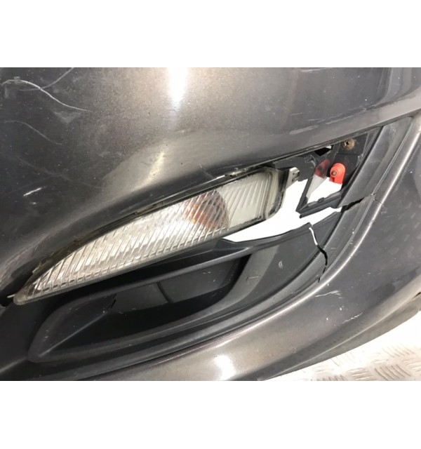 Бампер передний бу для Opel Astra J 1.4 i,  2014 г.