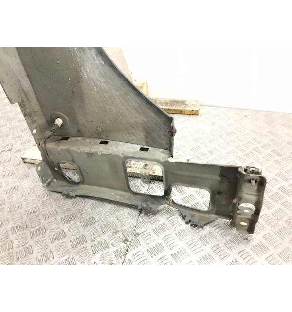 Крыло переднее левое бу для Land Rover Range Rover 3 4.4 i,  2002 г.