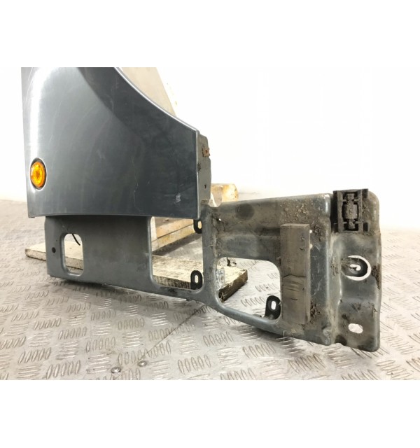 Крыло переднее правое бу для Land Rover Range Rover 3 4.4 i,  2002 г.