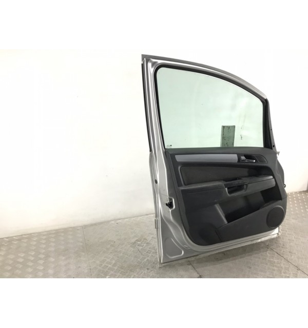 Дверь передняя левая бу для Opel Zafira B 1.6 i,  2008 г.