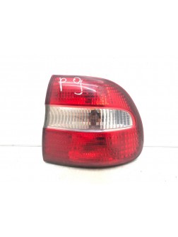Фонарь задний правый бу для Volvo V40  1.9 TD,  2003 г.