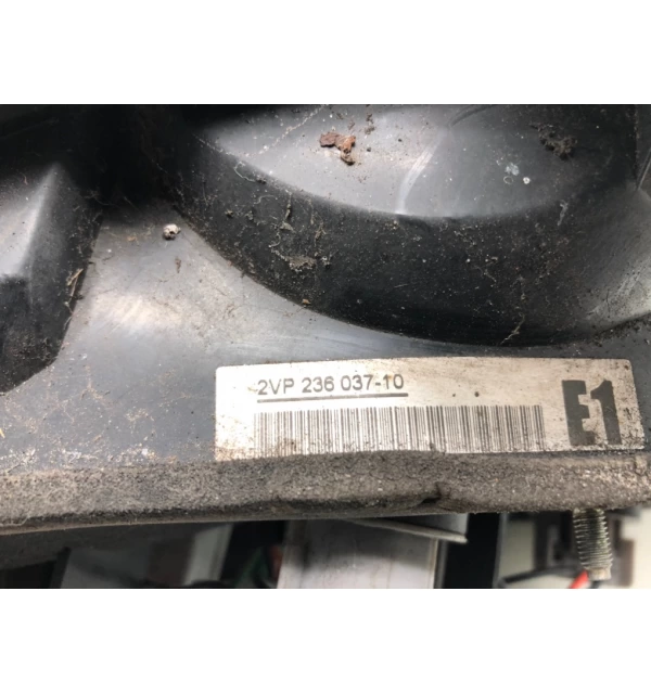 Фонарь задний правый бу для Honda Accord  2.3 i,  2002 г.