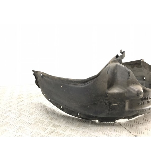 Защита арок передняя правая (подкрылок) бу для Toyota Corolla  1.6 i,  1998 г.