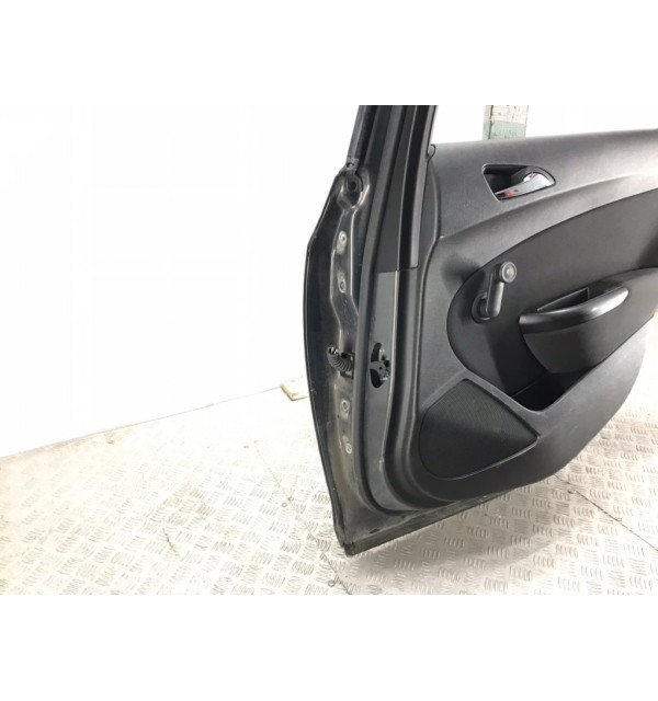 Дверь задняя правая бу для Opel Astra J 1.4 i,  2014 г.