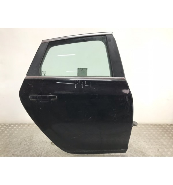 Дверь задняя правая бу для Opel Astra J 1.6 i,  2009 г.